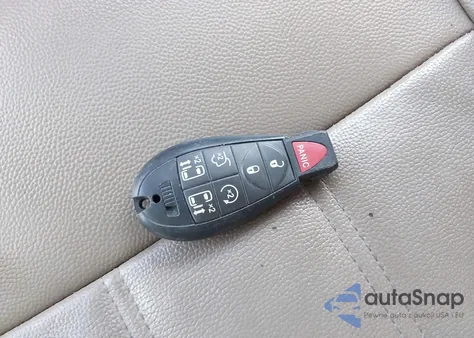 2014 Chrysler Town & Country Touring from USA, damaged, VIN 2C4RC1BG4ER418458